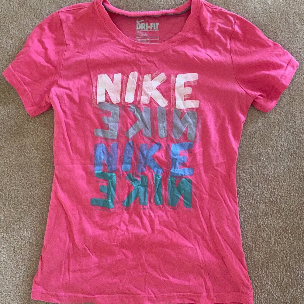 Nike t-shirt
